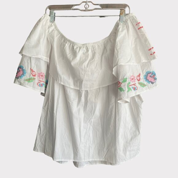 Fashion Chic Off Shoulder White Embroidered Top NWT Large - Picture 6 of 9